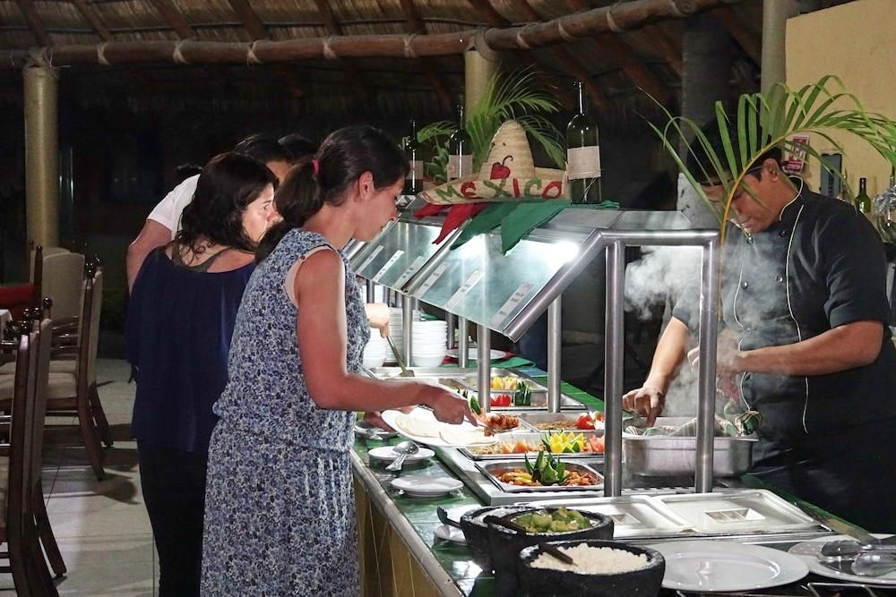 Hotel Marina Puerto Dorado - Todo Incluido Manzanillo Esterno foto